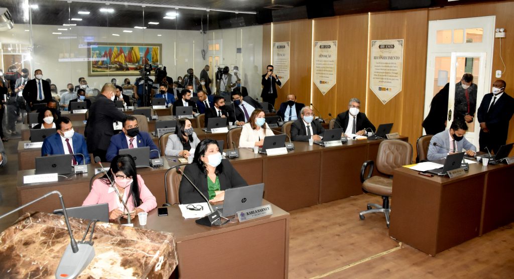 Ministério Público investiga esquema envolvendo dinheiro de emendas parlamentares... 