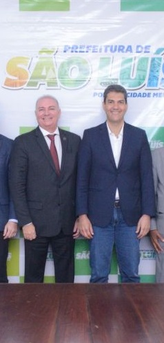 Em maio deste ano, Des. Froz esteve na sede da prefeitura visitando Braide para discutir parcerias institucionais...