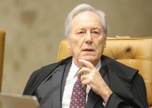 Lewandowski manda suspender uso do Censo de 2022 para a distribuição do FPM