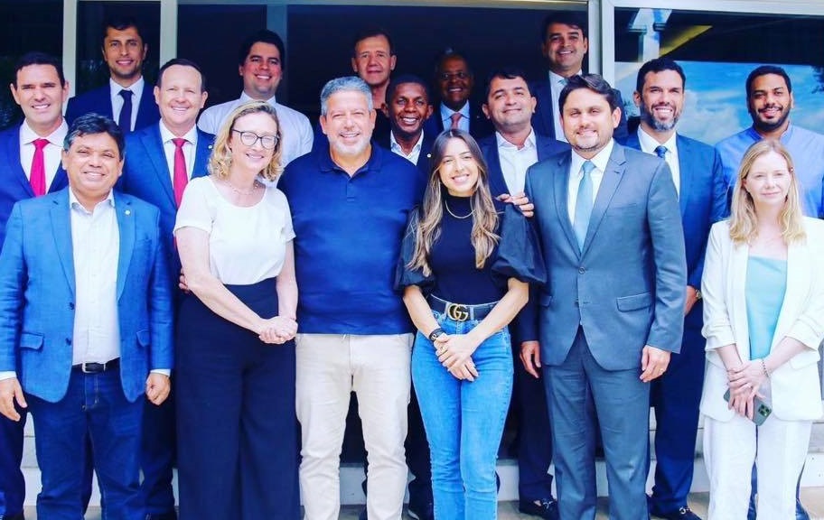 Deputados federais do Maranhão fechados com Artur Lira...