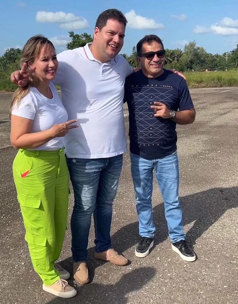 Josimar e sua esposa Detinha estiveram este final de semana em Pinheiro, prestigiando João Batista Segundo.