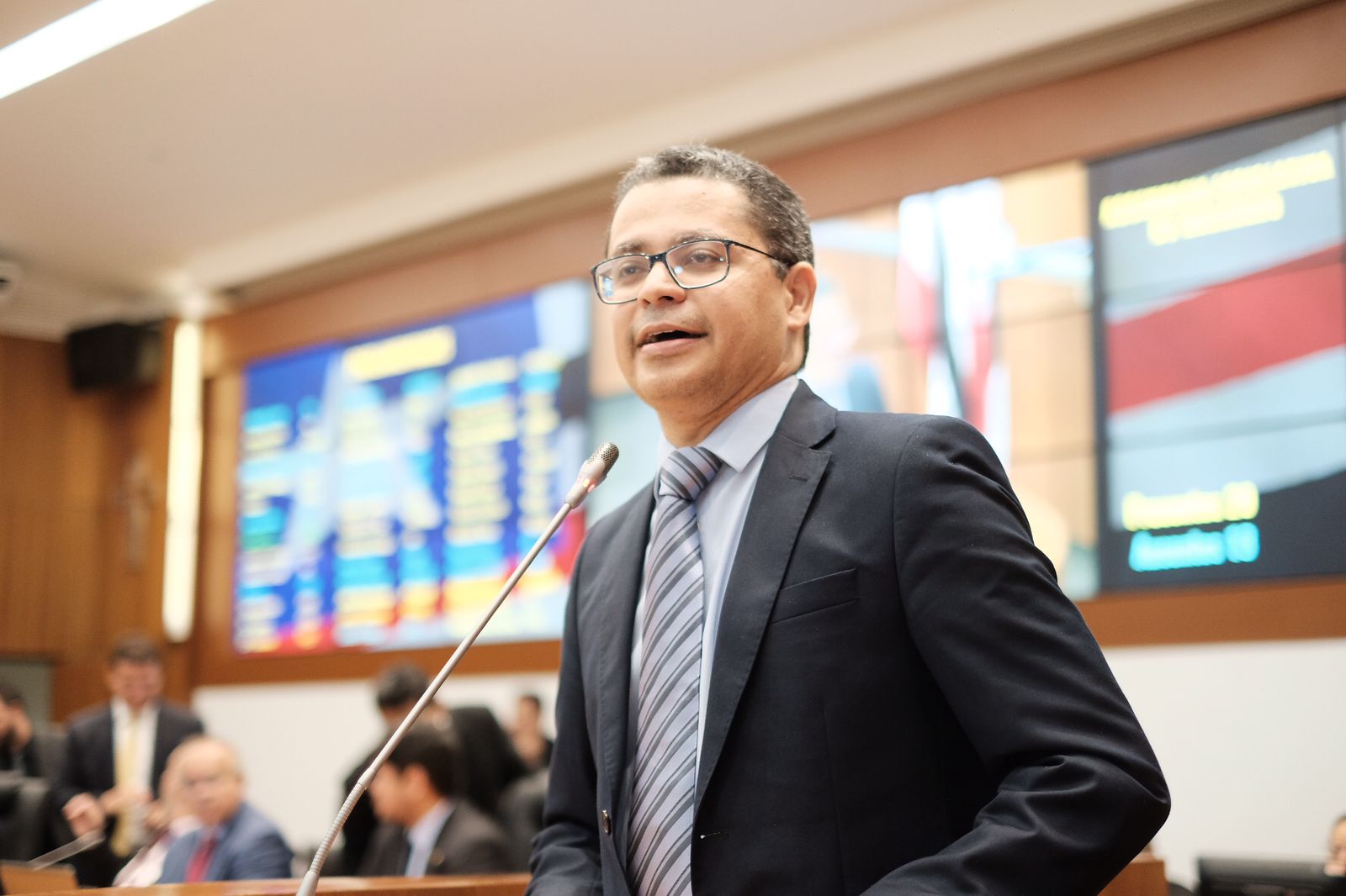 Carlos Lula denuncia falta de transparência na gestão do transporte público da Grande São Luís