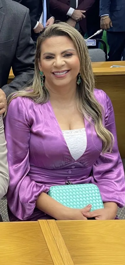 Prefeita Val Cunha na mira do MP-MA...