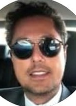 Gustavo Gaspar (foto) é um funcionário fantasma do Senado Federal, de acordo com a publicação, ele esteve  lotado no gabinete do senador Weverton Rocha (PDT)