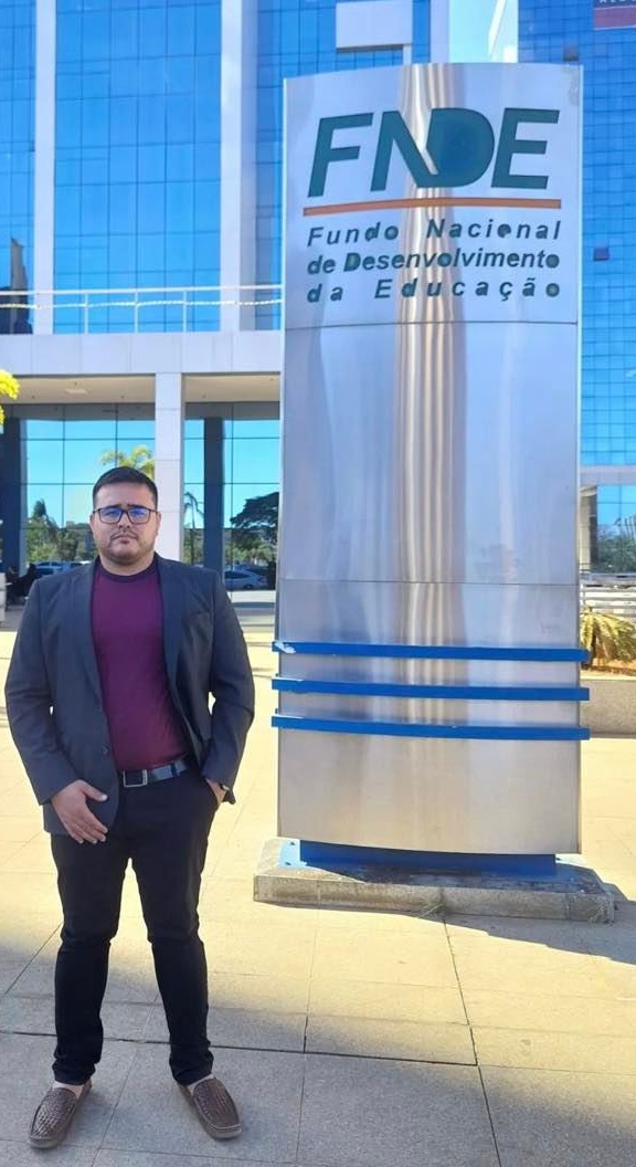 Rodrigo Rocha da Silva ocupa cargo comissionado de “Diretor Técnico” da Secretaria Municipal de Infraestrutura e ganhou licitação de R$ 285 na mesma prefeitura de Raposa com a empresa R. R. DA SILVA ENGENHARIA.