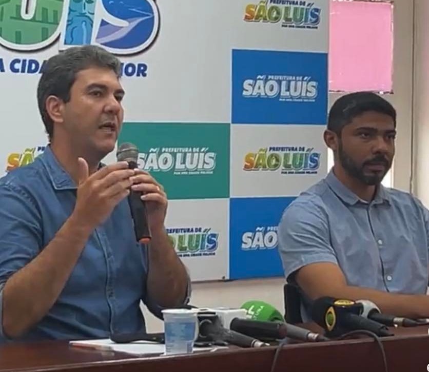 Braide durante coletiva ao lado de Diego Rafael, secretário da SMTT...