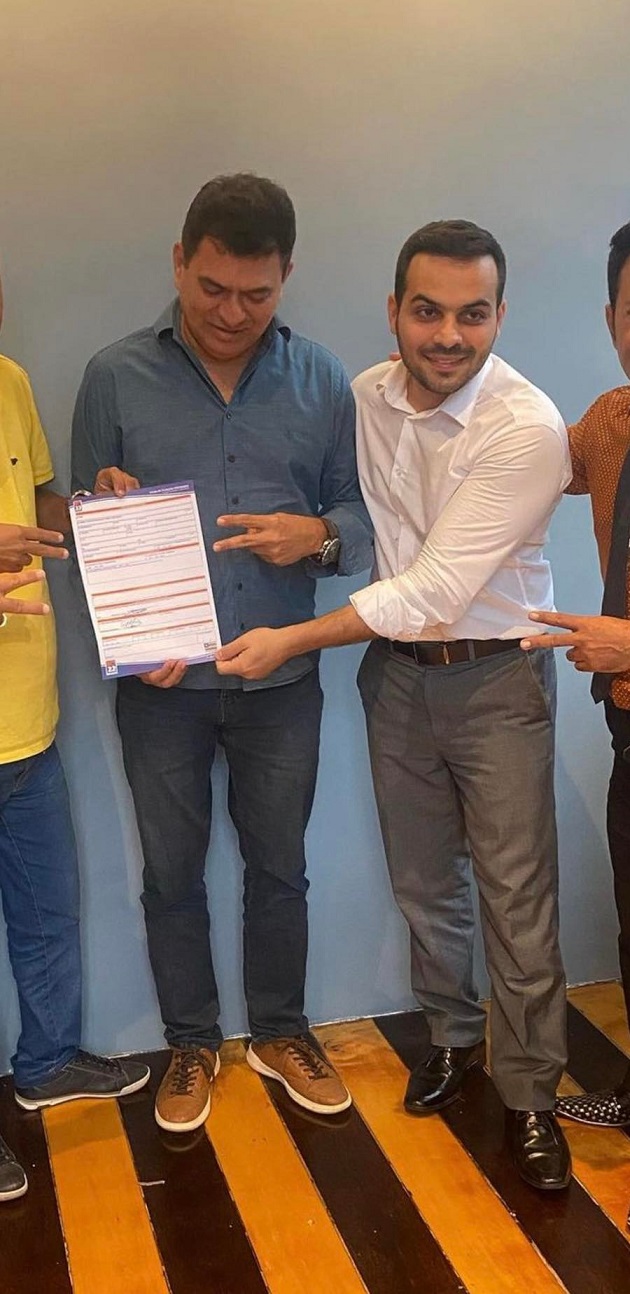 Antônio Noberto se filiou recentemente ao PL, do ex-presidente Jair Bolsonaro. O escritor será candidato a vereador nas eleições de 2024 em São Luís. A lógica é transformá-lo em "bucha" vez que ele não possui a mesma força e poderio eleitoral dos eventuais candidatos liberais.