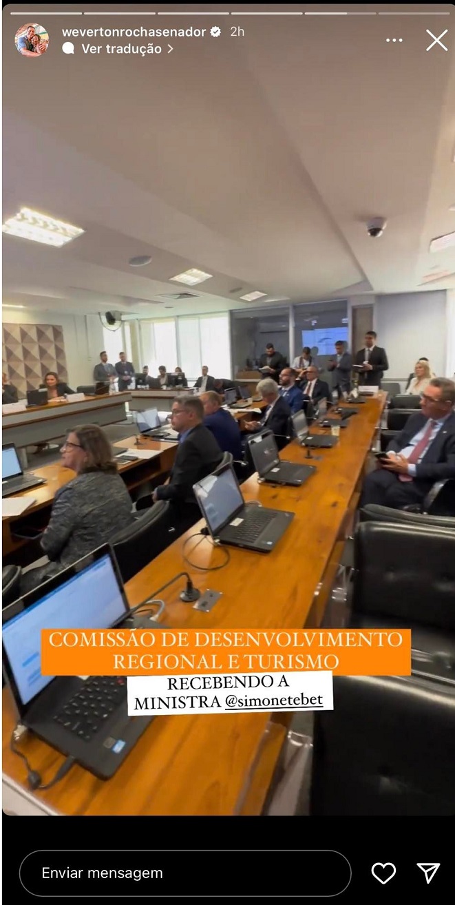 Weverton, embora estivesse na Casa, trocou a audiência mais importante na qual estava Dino por outra de menor relevância na Comissão de Desenvolvimento Regional e Turismo, onde esteve presente Simone Tabet.  