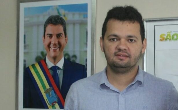 Diego Baluz foi demitido no final do mês de março da prefeitura e nomeado no final do mês abril na Assembleia.