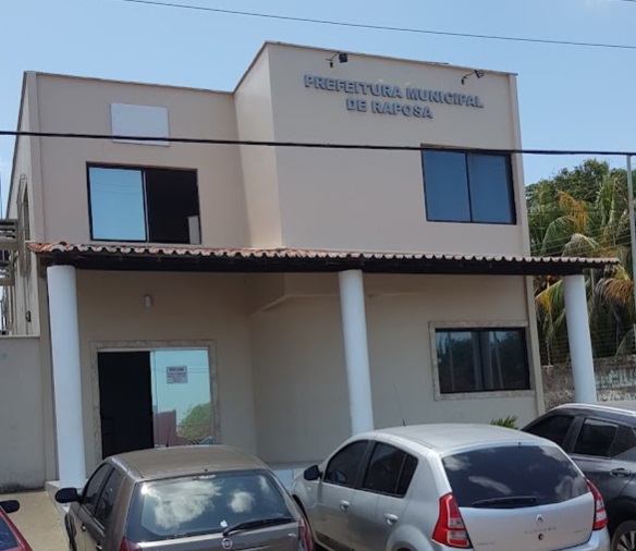 Sede da prefeitura de Raposa, na Avenida Principal bairro do Jardim das Oliveiras.