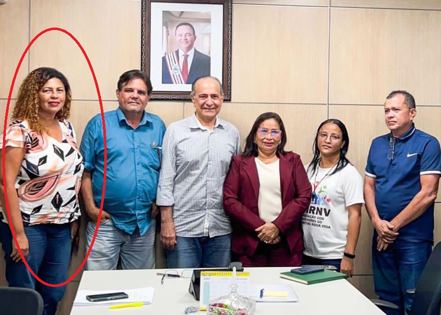 Ana Aquino esteve com a prefeita Paula dias atrás em visita ao secretário de Infraestrutura Aparício Bandeira.