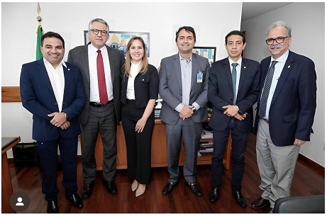 Pastor Gil esteve na reunião com Josimar, Detinha e Jr. Loureço com o ministro Padrilha...