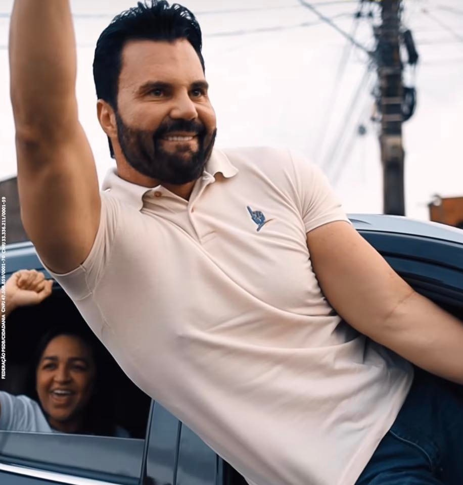 Senadora Eliziane não conseguiu eleger o marido deputado estadual, mas agora emplacou ele em um cargo no governo Lula.