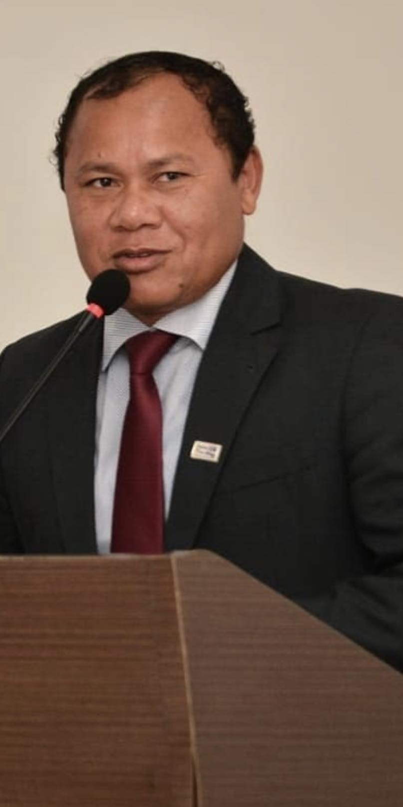 Ver. Beka ingressa na justiça após Câmara aprovar e prefeito sancionar dois empréstimos de R$ 26,5 milhões em Raposa