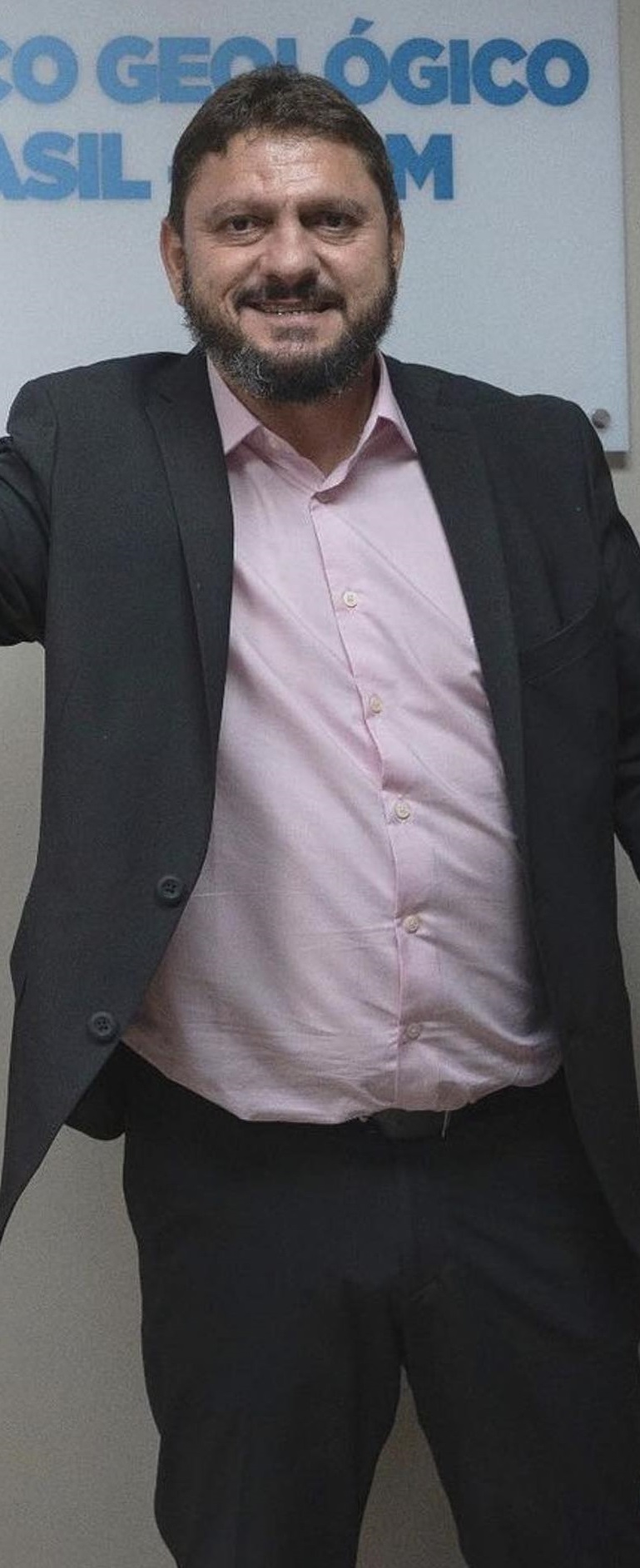 Gestão do prefeito Marlon Torres está sob investigação do Ministério Público.