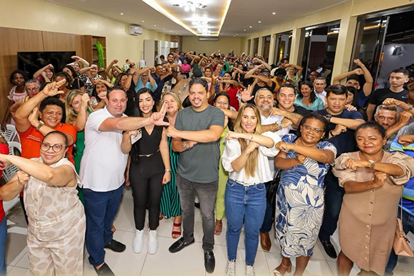 Luciano lança a ex-esposa para sua sucessão...