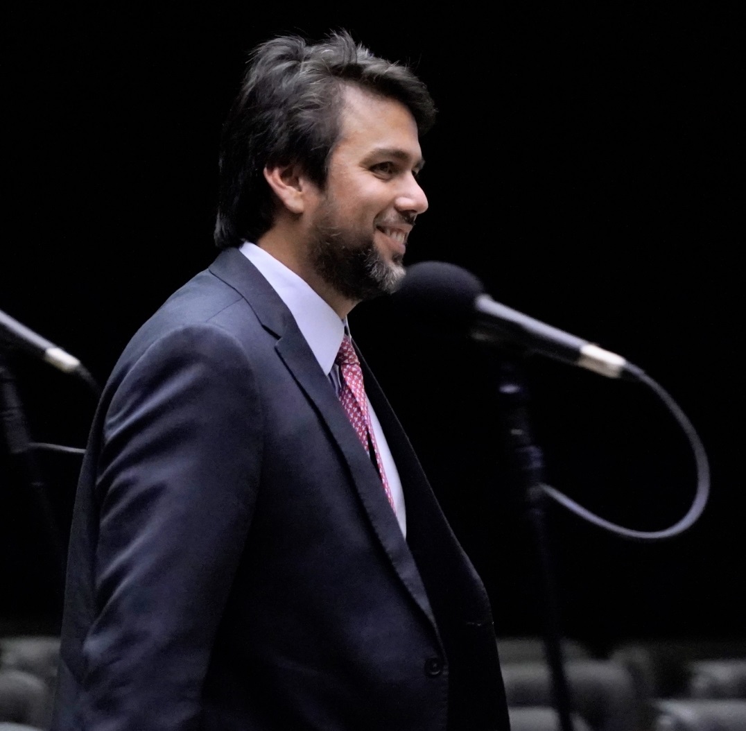 Pedro Lucas criou a Lei Geral das Atividades Espaciais, que define as diretrizes do setor no Brasil, importante instrumento legal que garante a segurança jurídica para uso pacífico do território brasileiro