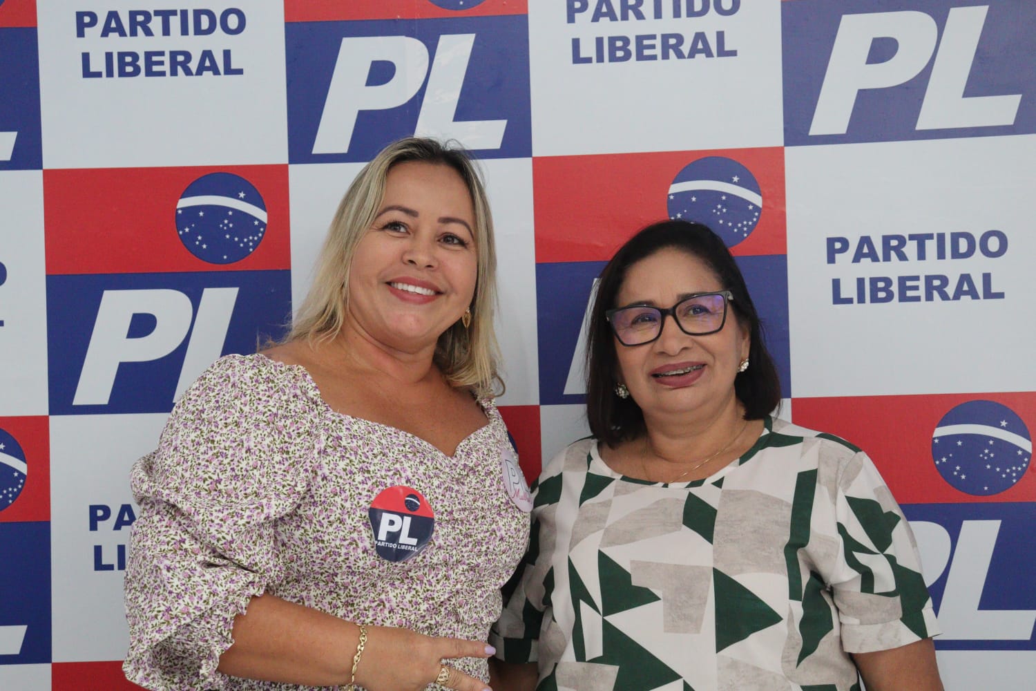 Mary do Mojó é aliada da desgastada prefeita de Paço do Lumiar, Paula da Pindoba.