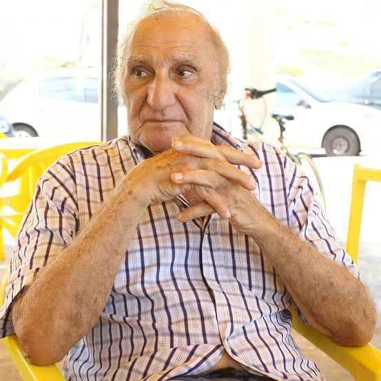 Hoje com 87 anos, escritor e poeta Emílio Ayoub Jorge.