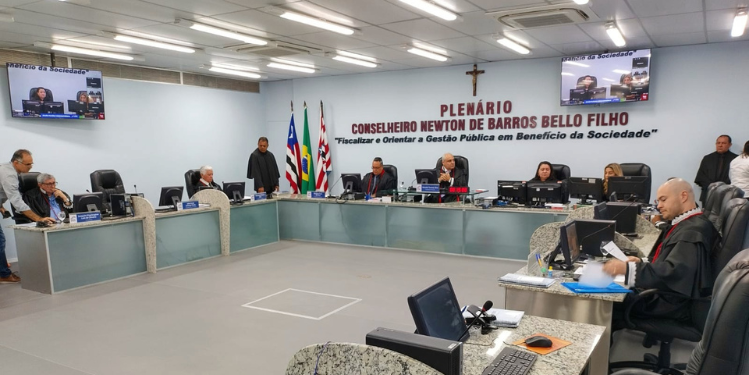 TCE/MA esclarece consulta da Câmara de São Raimundo das Mangabeiras sobre cessão de servidores públicos
