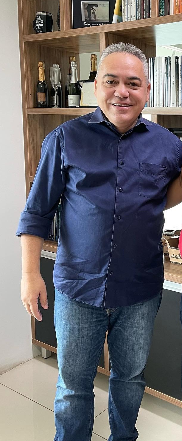 Roberto Moreira, da gráfica Sete Cores, recebeu R$ 23 milhões de empresa alvo de operação por fraude 