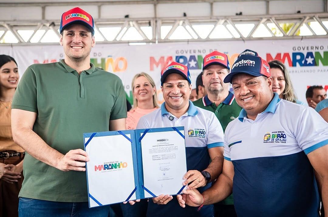 Gleydson Resende, o vice, Antônio Carlos e o secretário de Estado, Orleans Brandão...