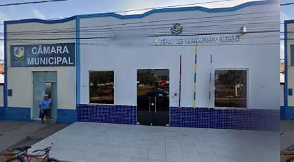 Sede da prefeitura de Miranda do Norte; Câmara de Vereadores fica ao lado.