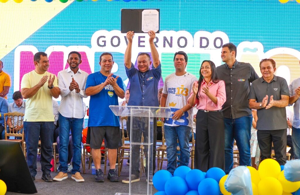 - Brandão na solenidade de aniversário de 173 anos de Imperatriz (Foto: Gilson Teixeira)